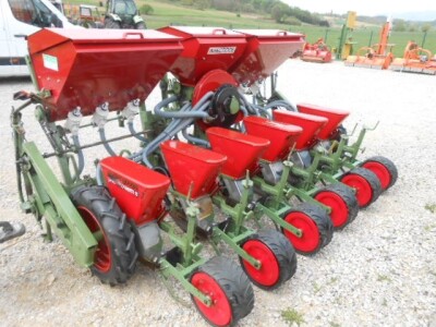 Sijačica pneumatska Nodet 4 reda kukuruz,6 soja