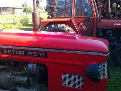 Traktor ZETOR 2511