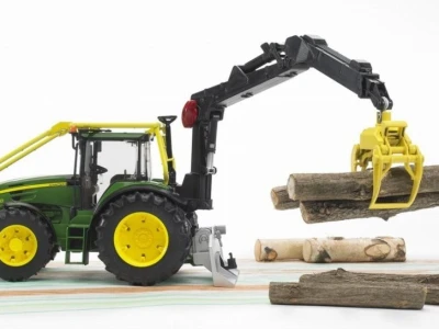 BRUDER TRAKTOR JOHN DEERE 7930 ŠUMSKI