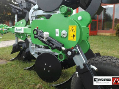 PLUG BOMET U063/2, trobrazni obrtni