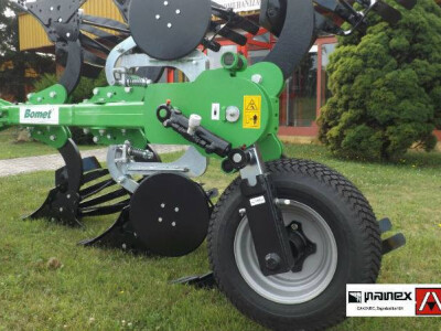 PLUG BOMET U064, trobrazni obrtni, rešetkaste daske