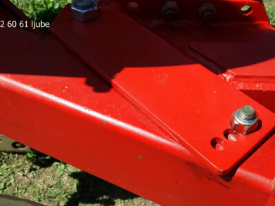 PLUGOVI 3 I 4 BRAZDE IZ UVOZA