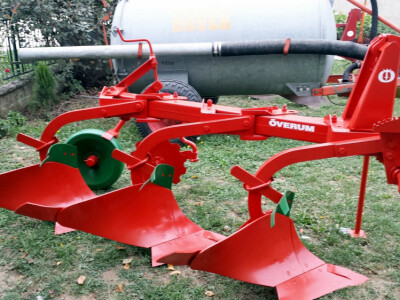 PLUGOVI 3 I 4 BRAZDE IZ UVOZA