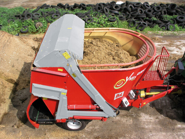 BVL mikser prikolica BVL V mix 8 LS