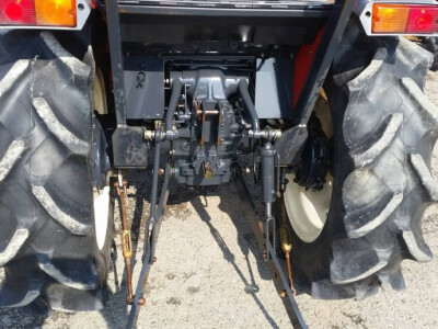 Traktor YANMAR F 255