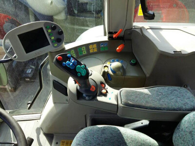 Polovan traktor Fendt 716