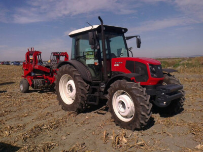Traktor Arma Trac 1104 Lux akcija!
