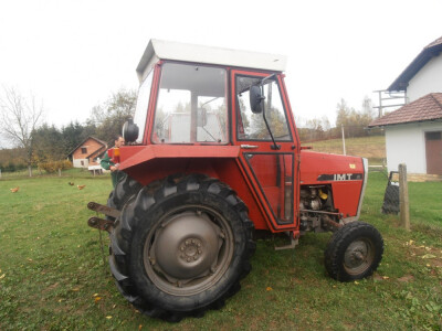 TRAKTOR IMT 549