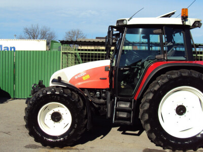 Traktor Steyr extra full oprema 9100 M