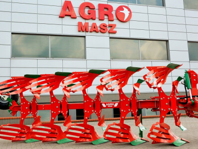 PLUG PO 4 AGRO-MASZ