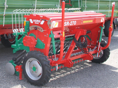 Sijačica za  pšenicu SR250,SR270.SR300,SR400 AGRO-MASZ