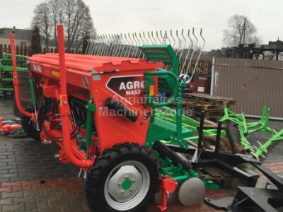 Sijačica za  pšenicu SR250,SR270.SR300,SR400 AGRO-MASZ