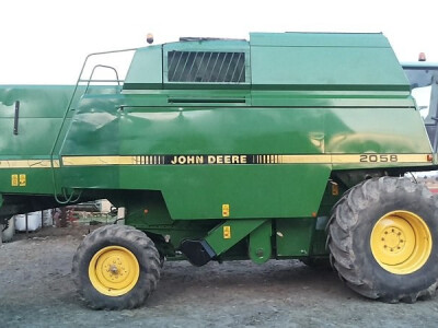 Kombajn John Deere 2058