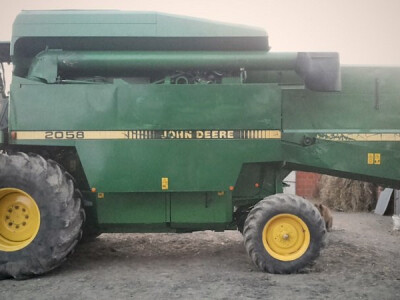 Kombajn John Deere 2058