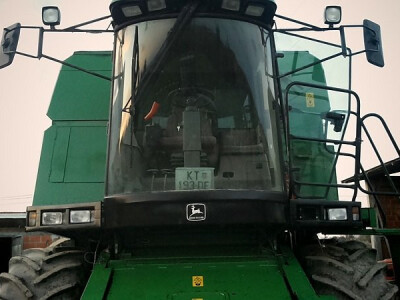 Kombajn John Deere 2058