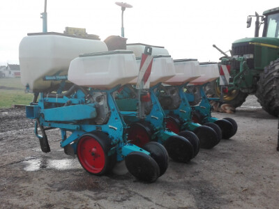 Sijačica (Sadilica) pneumatska za kukuruze MONOSEM