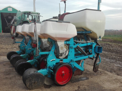 Sijačica (Sadilica) pneumatska za kukuruze MONOSEM