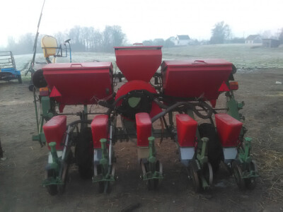 sijačica za kukuruz pneumatska Nodet i Gaspardo