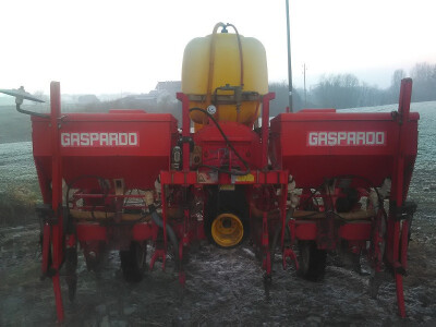 sijačica za kukuruz pneumatska Nodet i Gaspardo