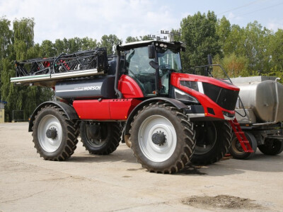 Samohodna prskalica Horsch Leeb PT 330/350