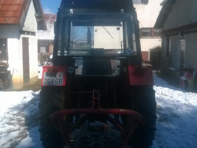 Prodajem traktor Univerzal 453dt 2002