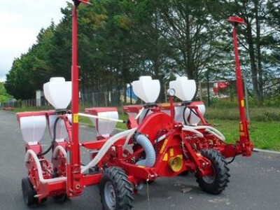 PNEUMATSKA Sejalica KVERNELAND OPTIMA HD E-DRIVE