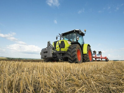 Traktor Claas Atos 340