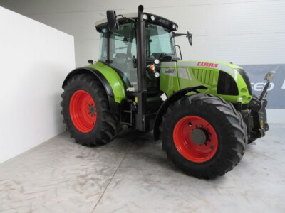 Traktor Claas Arion 640