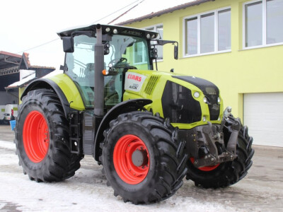 Traktor Claas Axion 850 CIS