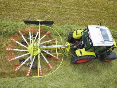 Claas Liner 420 sakupljač slame/sjena