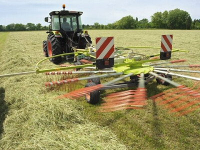 Claas Liner 420 sakupljač slame/sjena