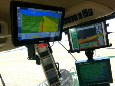 Navigacija Trimble TMX 2050