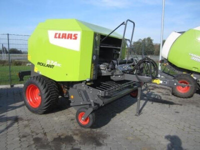 Claas Rollant 374 RC