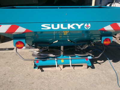 SULKY DX20+ rasipač mineralnog gnojiva