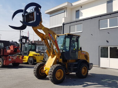 Utovarivač XCMG LW180K