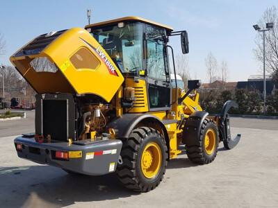 Utovarivač XCMG LW180K