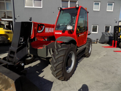 Teleskopski utovarivač Manitou MLT 845