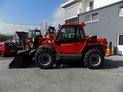 Teleskopski utovarivač Manitou MLT 845