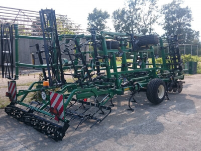 GreatPlains Discovator 8318