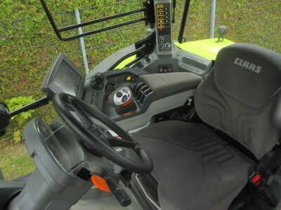 Claas Arion 640 CEBIS