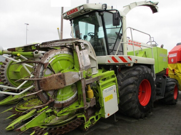 Silažni kombajn Claas Jaguar 850 Allrad + Ru600 xtra