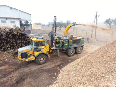 Drobilica za drvo - čiper - iverač