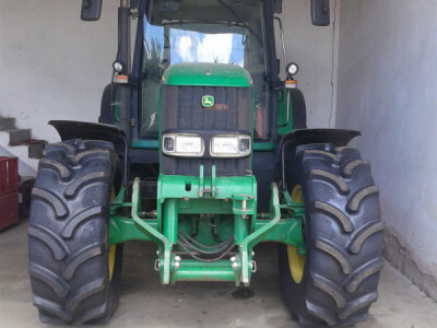JOHN DEERE 6920