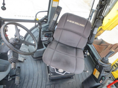 NEW HOLLAND 115B - 11.700 €