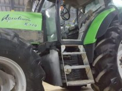 Traktor Deutz-Fahr MOD. Agrotron K 120 EURO II