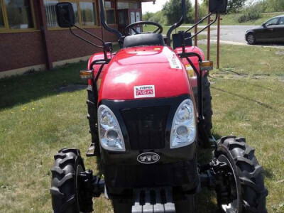 Traktor YTO 254 NOVI