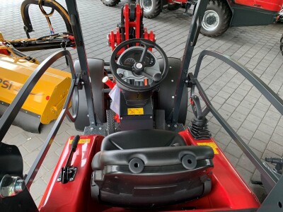 Zglobni utovarivač Schaffer 3650 - NA ZALIHI