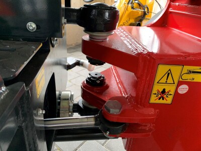 Zglobni utovarivač Schaffer 3650 - NA ZALIHI