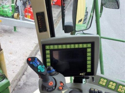 KRONE Big X 650 silažni kombajn