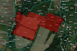 4,5ha zemlje u najboljem delu karlovaca